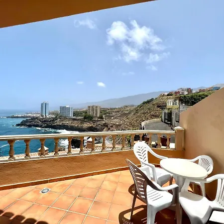 Two Bedrooms Apartment, Sea View, Near The アパート *