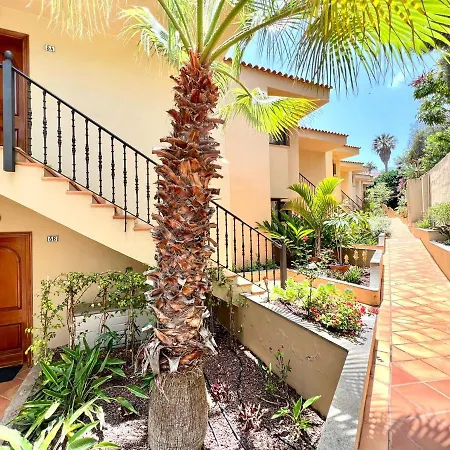 アパート Two Bedrooms Apartment, Sea View, Near The