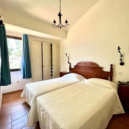 Two Bedrooms Apartment, Sea View, Near The ロス・レアレホス