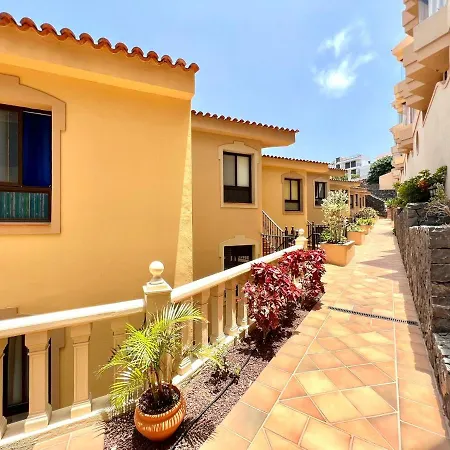 アパート Two Bedrooms Apartment, Sea View, Near The