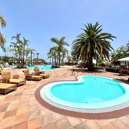 Two Bedrooms Apartment, Sea View, Near The